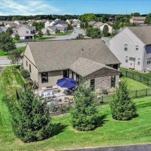 Finch Dr 52